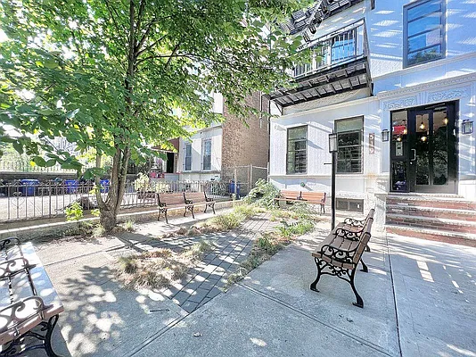 Rented by Doorway NYC, LLC | media 10