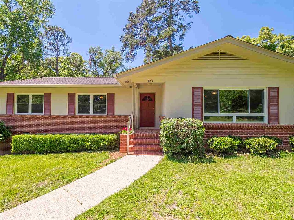 1st image of 844 Brookwood Dr