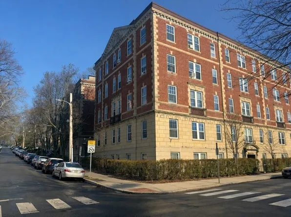 6 Washington Ave APT 11, Cambridge, MA 02140