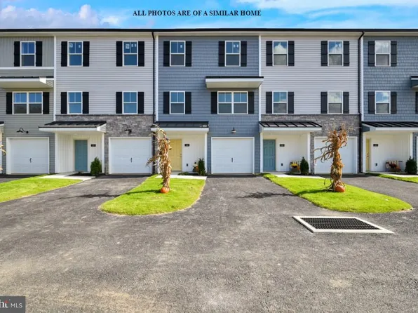 14 Landing Pl, York, PA 17408