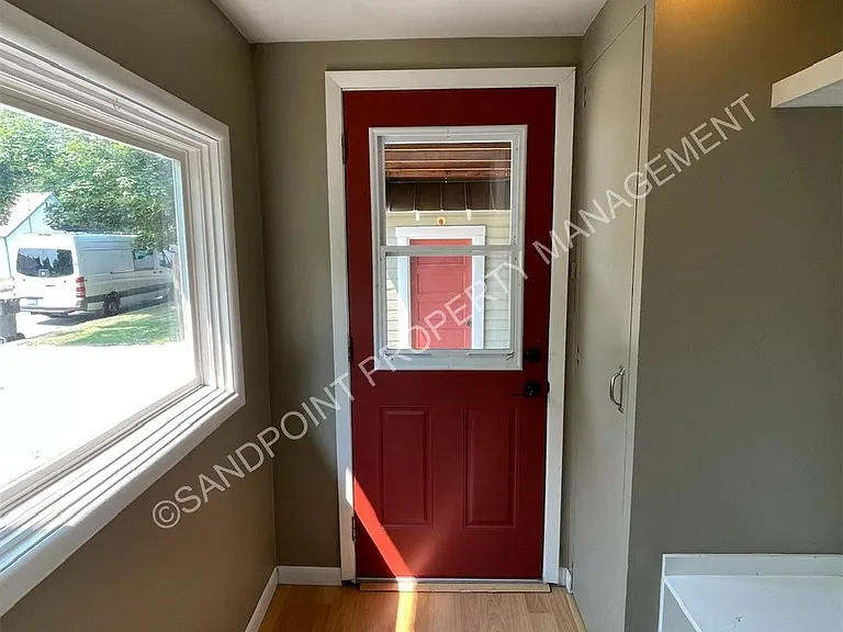 501 N Boyer Ave — Photo 28
