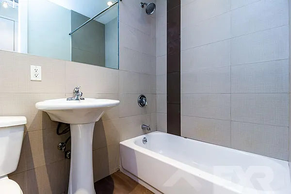 Rented by EXR | media 5