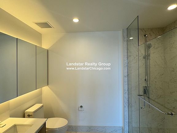 5th image of 204 W Hill St #2501
