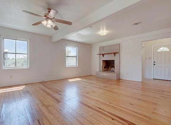3rd image of 136 Pine Hill Loop APT A