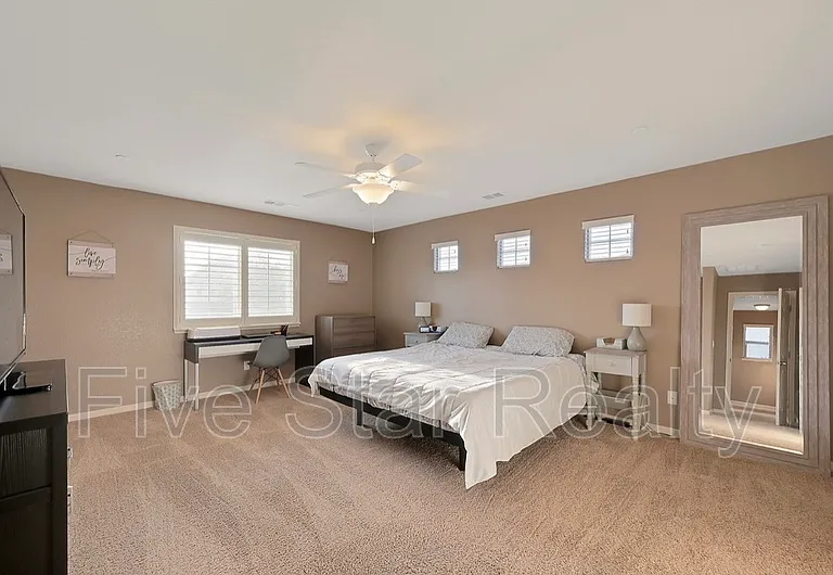 5609 Peach Tree Dr — Photo 22