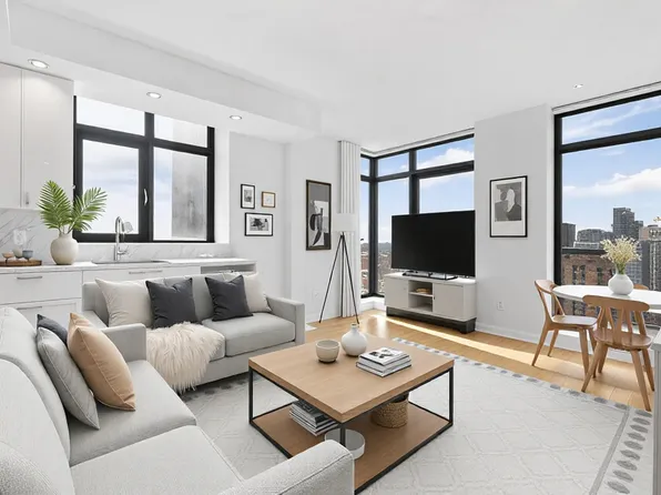 49 East 34th Street image 1 of 13