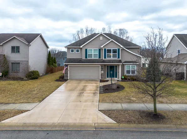 8603 Springberry Dr, Fort Wayne, IN 46818