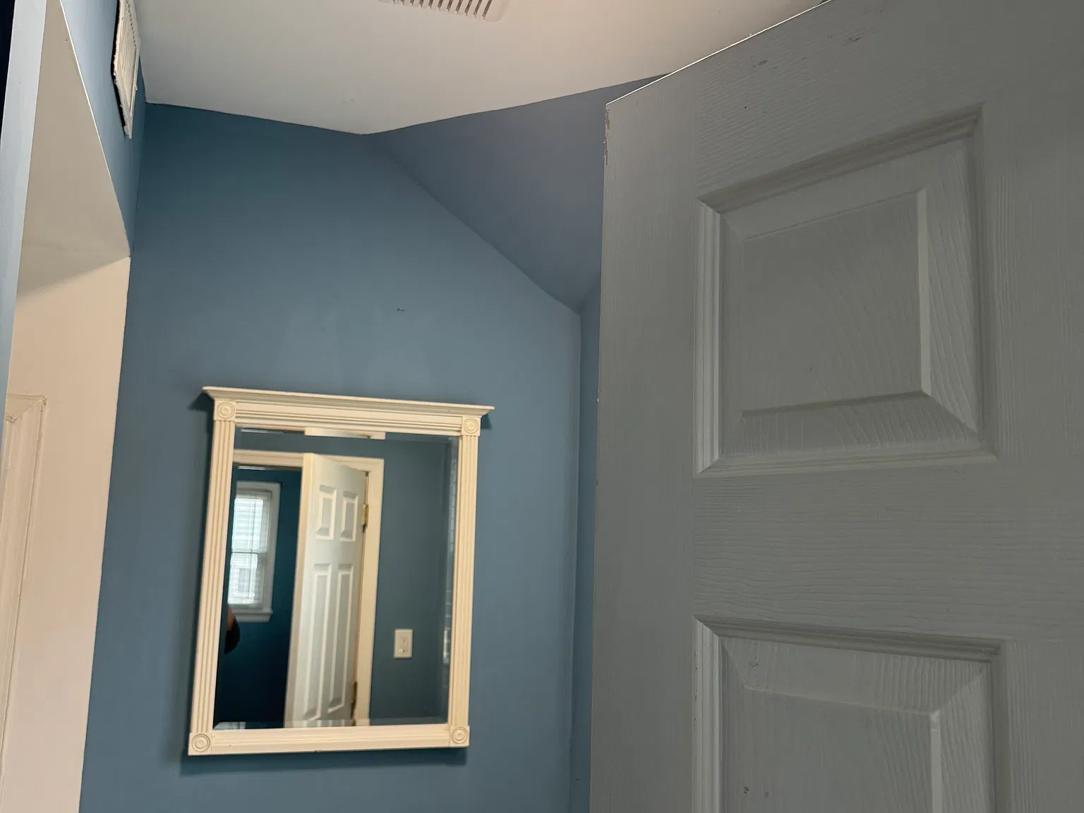 3 bed, 860 sqft, $1,850 — Photo 3