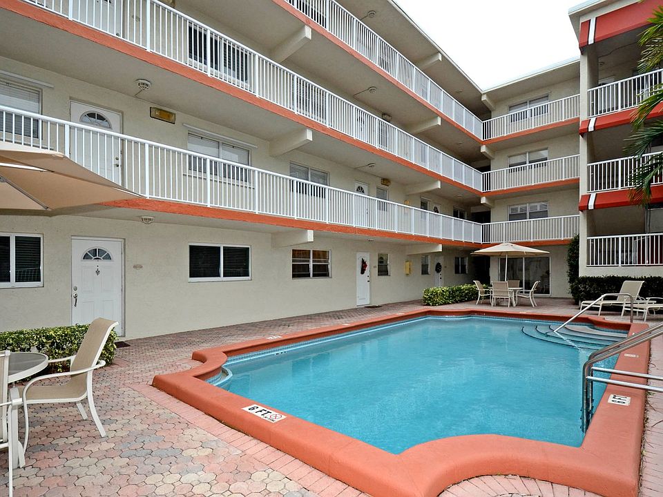 1st image of 1220 NE 3rd St APT 206