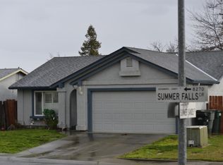 8272 Summer Falls Cir, Sacramento, CA 95828