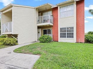 302 Lake Parsons Grn UNIT 104, Brandon, FL 33511