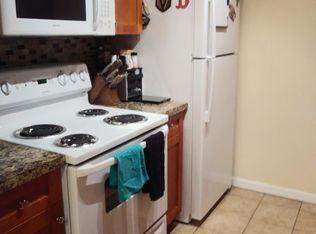 2300 SE 2nd St APT 23, Pompano Beach, FL 33062