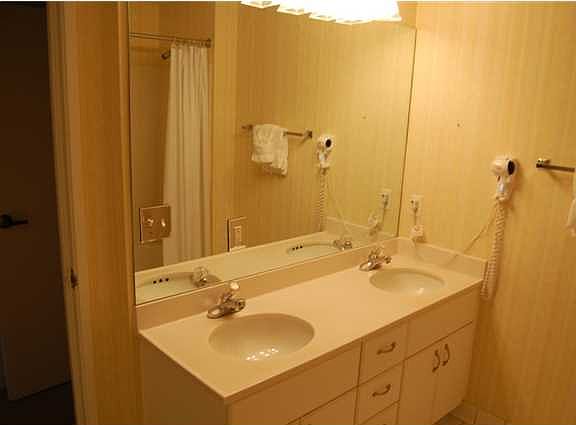 4th image of 515 Topsl Beach Blvd APT 203