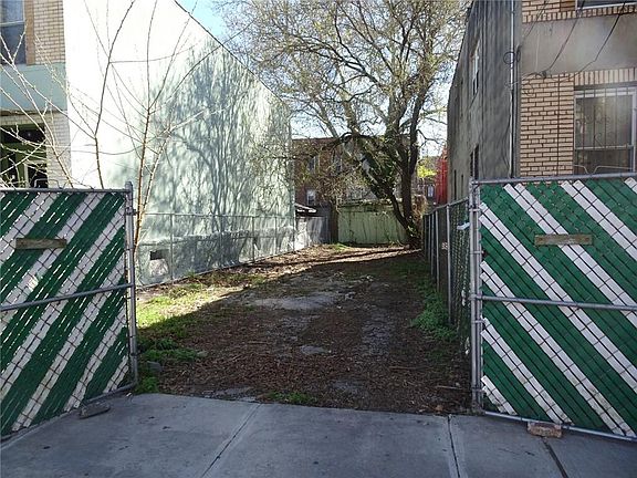 3rd image of 491 Thatford Ave