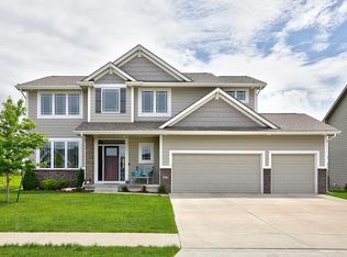 470 NE Bowman Dr, Waukee, IA 50263