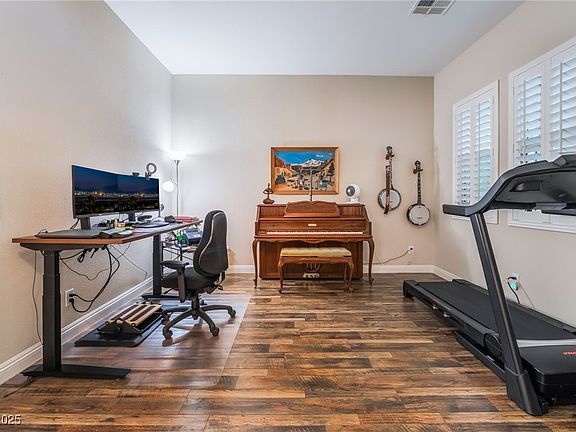 4th image of 7711 Gracemoor Ct