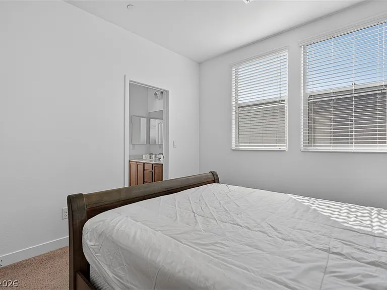 1100 E Sunset Rd — Photo 38