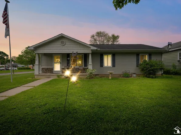 1738 Oak St, Monroe, MI 48161