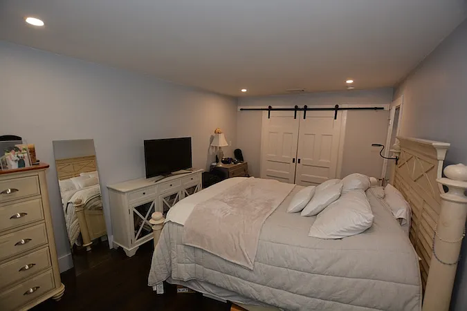 125 Pleasant St #3 — Photo 4
