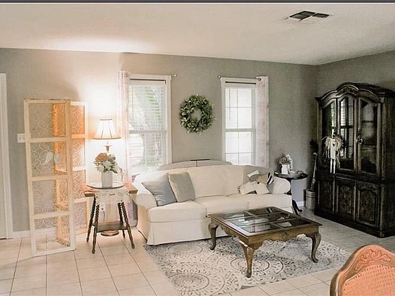 5th image of 16 Mimosa Ln