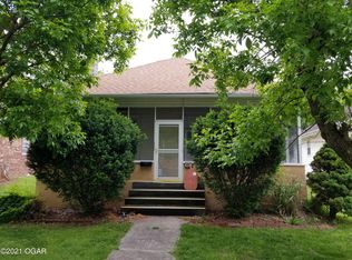 403 N Central Ave, Monett, MO 65708