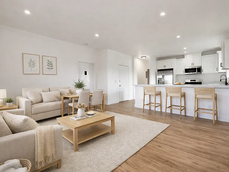 2837 S Bronson Ave #8 — Photo 2