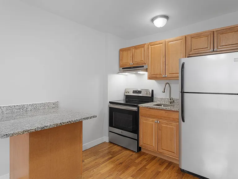 The Greenview — Photo 14