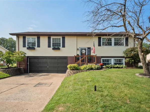 562 Wilson Dr, Columbia, IL 62236