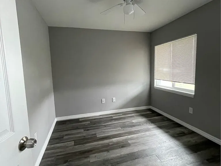 8575 Agate St — Photo 3