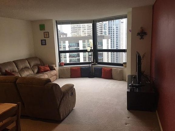 2nd image of 177 N Harbor Dr #3208