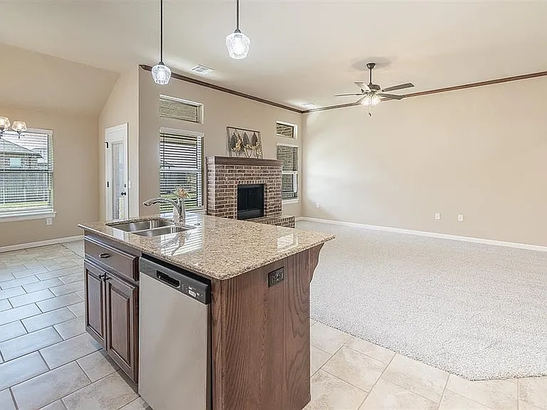 4528 Adobe Ct — Photo 15