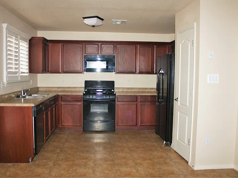 2601 Steffi Graf Dr — Photo 3