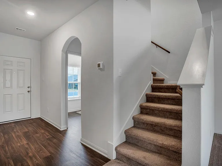 169 Allington Cir — Photo 11