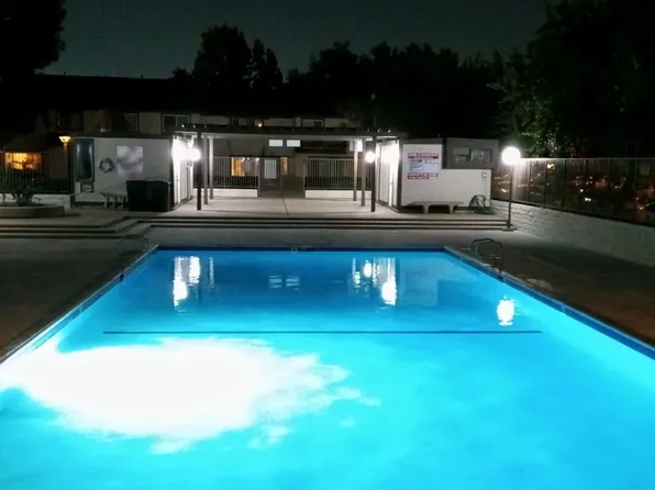 9643 Karmont Ave, South Gate, CA 90280