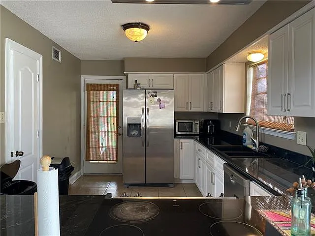 2095 Golfview Dr — Photo 8