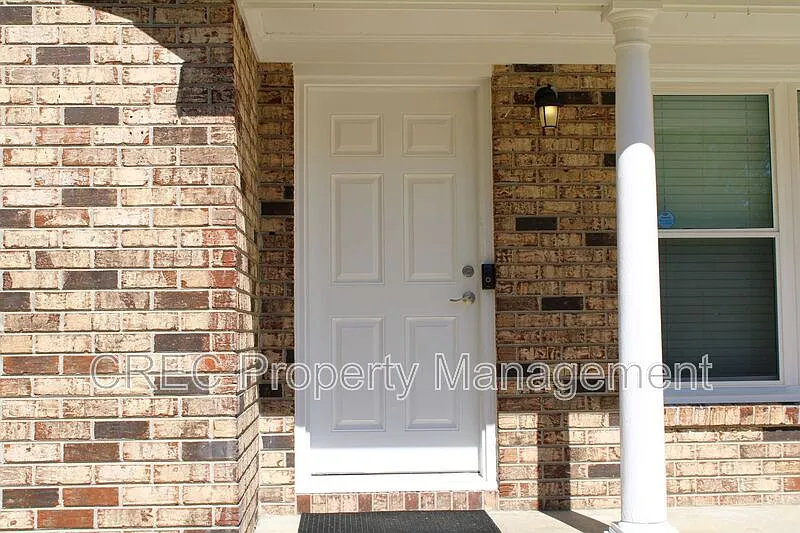 Building Photo - 7744 Allwood Ave