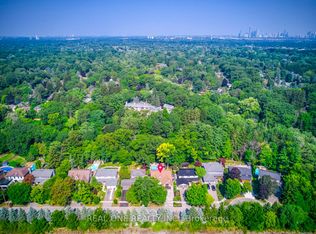 1005 Fair Birch Dr, Mississauga, ON L5H 1M4