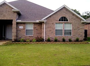 3409 Ledbetter Ct, Arlington, TX 76001