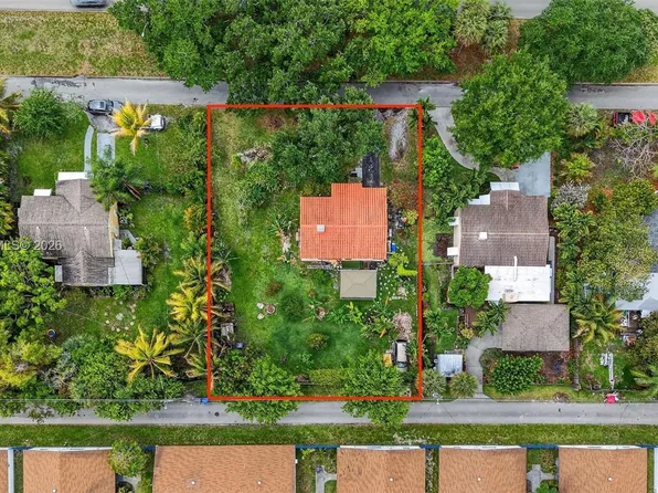 1601 N 16th Ct, Hollywood, FL 33020