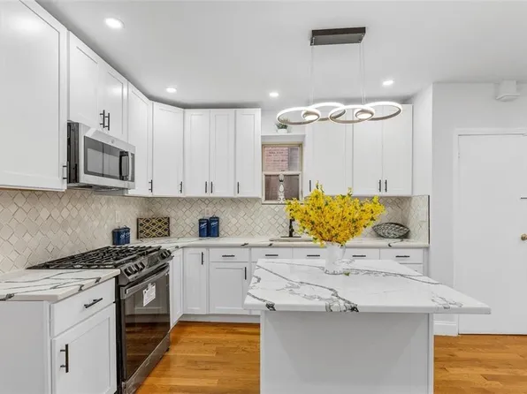 4753 Carpenter Avenue, Bronx, NY 10470