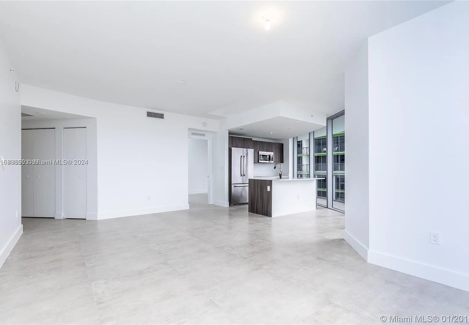 2 bed, 1171 sqft, $4,850 — Photo 1