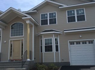 43 Virginia Rd, Syosset, NY 11791