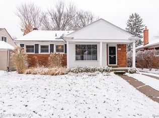 2400 Buckingham Ave, Birmingham, MI 48009