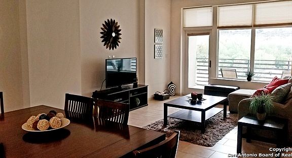 3rd image of 17902 La Cantera Pkwy Unit 312