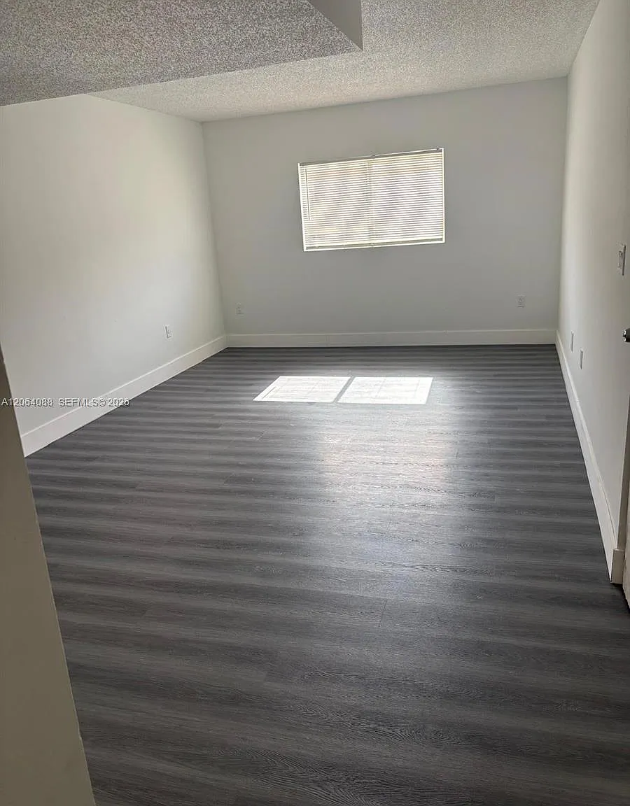 Waterview Condo — Photo 3