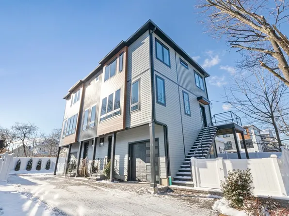 45 Fuller St #1, Waltham, MA 02453