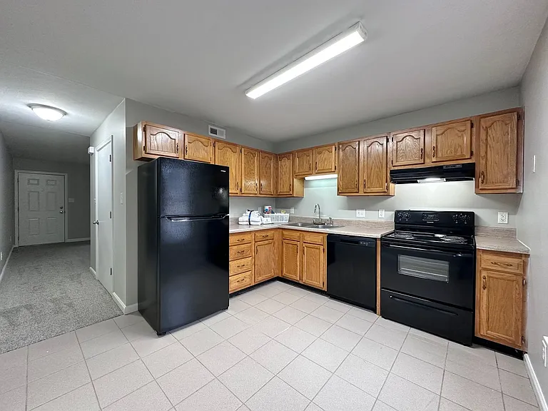 Rand Stockton Apartment Homes — Photo 117