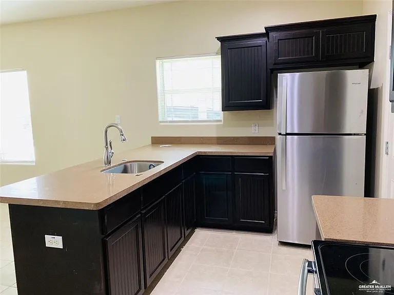2706 E Garfield Ave #3 — Photo 4