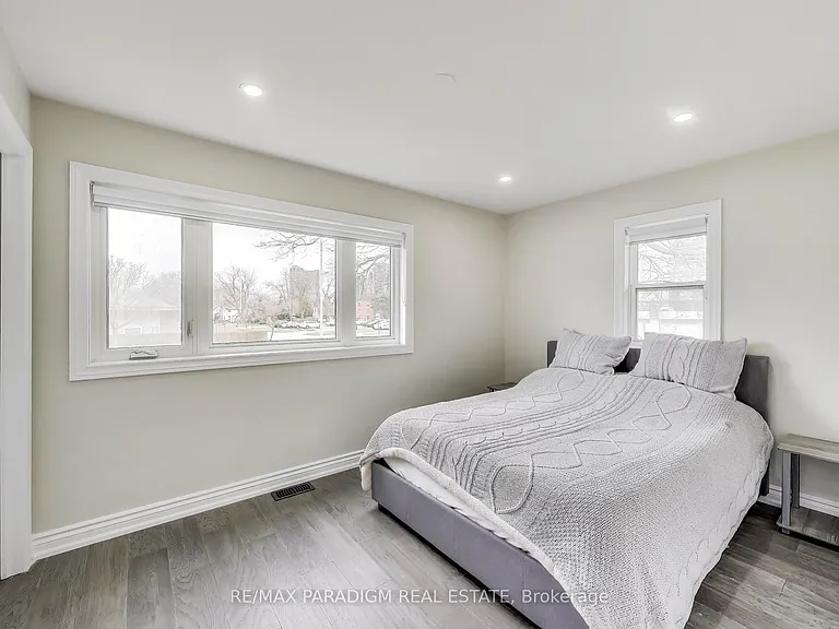 36 Rideout St #UPPER — Photo 7