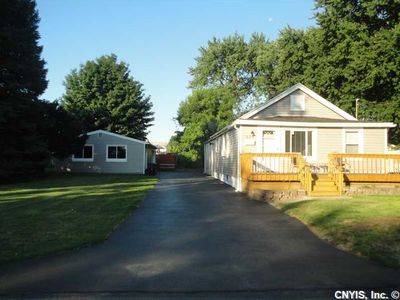 329 Fairmount Ave, Liverpool, NY, 13088